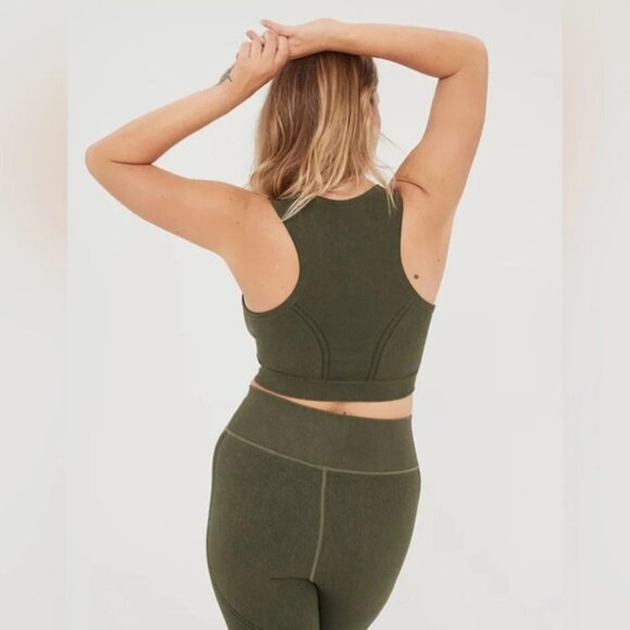 OFFLINE Seamless Zip Front Sports Bra size  M - Picture 2 of 6